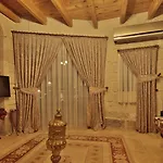 Doors Of Cappadocia Special Cave (adults Only) فندق غوريمِيه