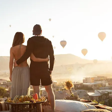 מלון Doors Of Cappadocia Special Cave (adults Only) גורמה